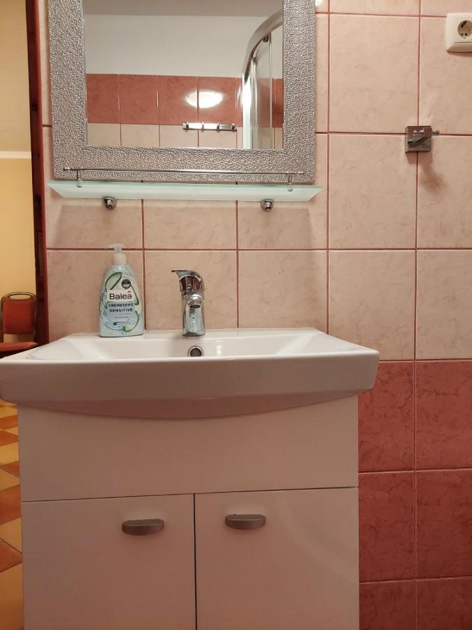 Mediterrán Vendégház Nagyatád Extérieur photo