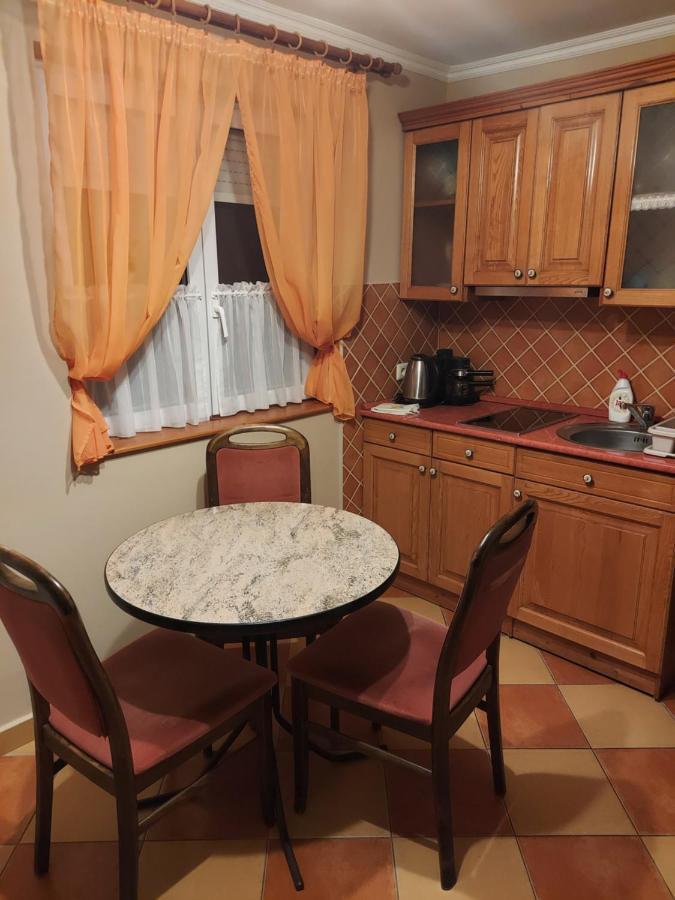 Mediterrán Vendégház Nagyatád Extérieur photo
