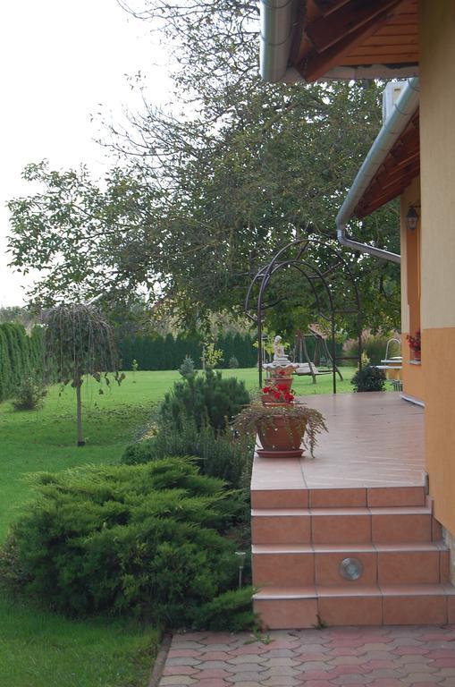 Mediterrán Vendégház Nagyatád Extérieur photo